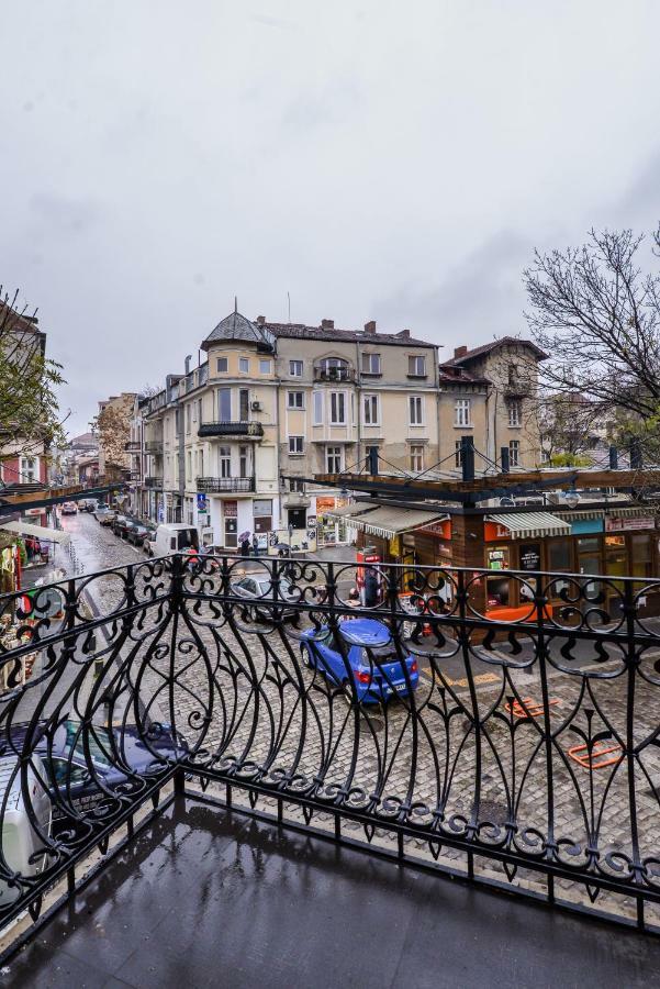 Champs-Elysees Sofia 2-Bdr, 2-Bthr Tsar Simeon Suite By Flat Mаnager エクステリア 写真