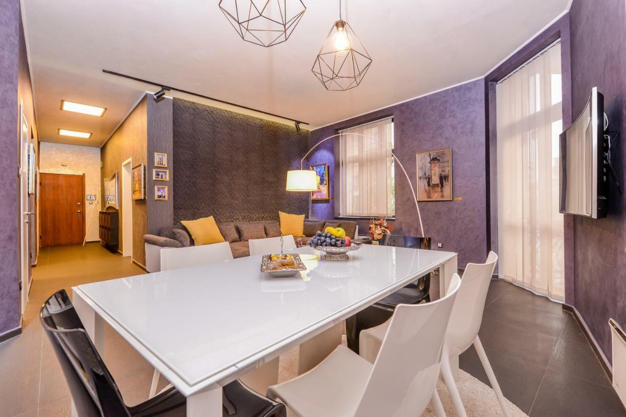 Champs-Elysees Sofia 2-Bdr, 2-Bthr Tsar Simeon Suite By Flat Mаnager エクステリア 写真